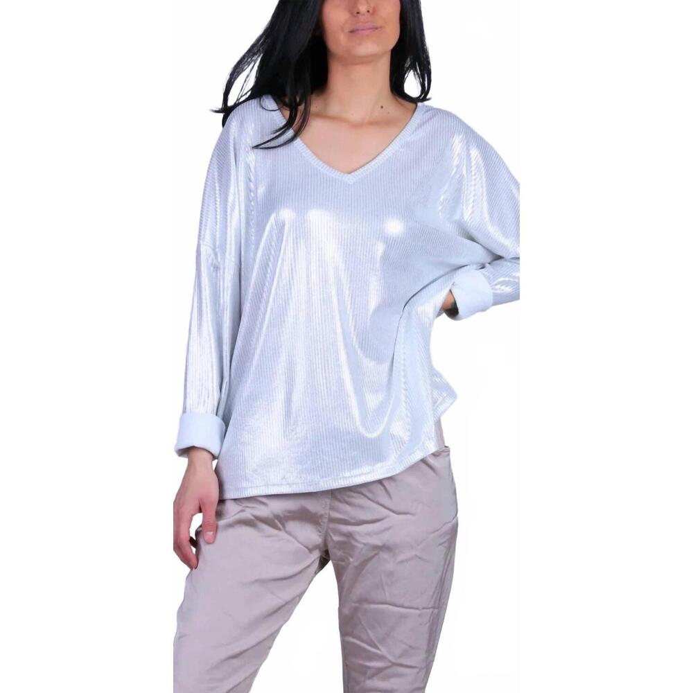 NEW GIGI MODA luminare v-neck top in white